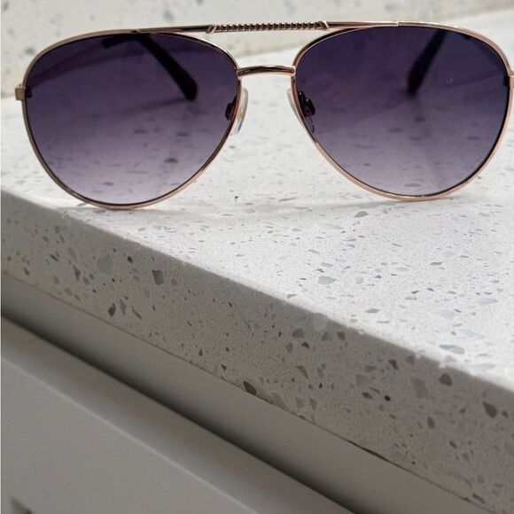 Gold Aviator Sunglass Readers strength 2.5- brand new- too big for my face - Picture 2 of 10